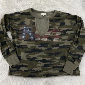 Lucky Brand womens camo crop sweater Small KISS north american tour deep v rock
